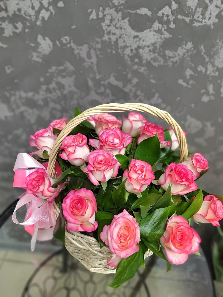 Цветочная композиция из Розы в корзине в Новой Ляле
