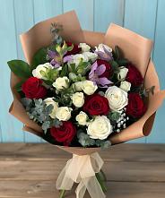 Букет цветов из:  Розы и Альстромерии в Новой Ляле