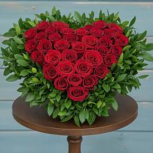 Цветочная композиция из Розы в виде сердца в Новой Ляле