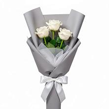 Букет 3 белые розы в Новой Ляле