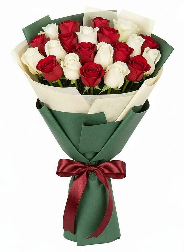 Букет Микс из красных и белых роз в Новой Ляле